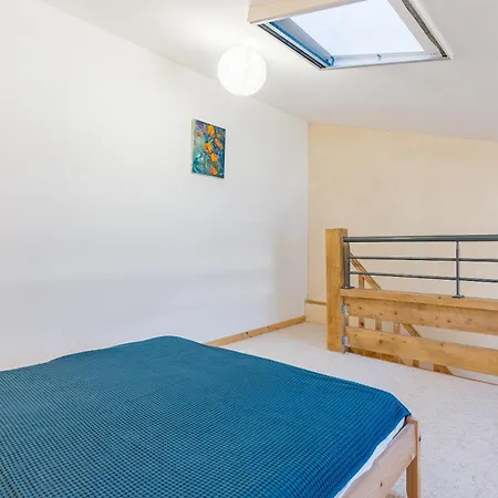 Apartment Vaste De 50 M2- 2 Pieces -n3 *